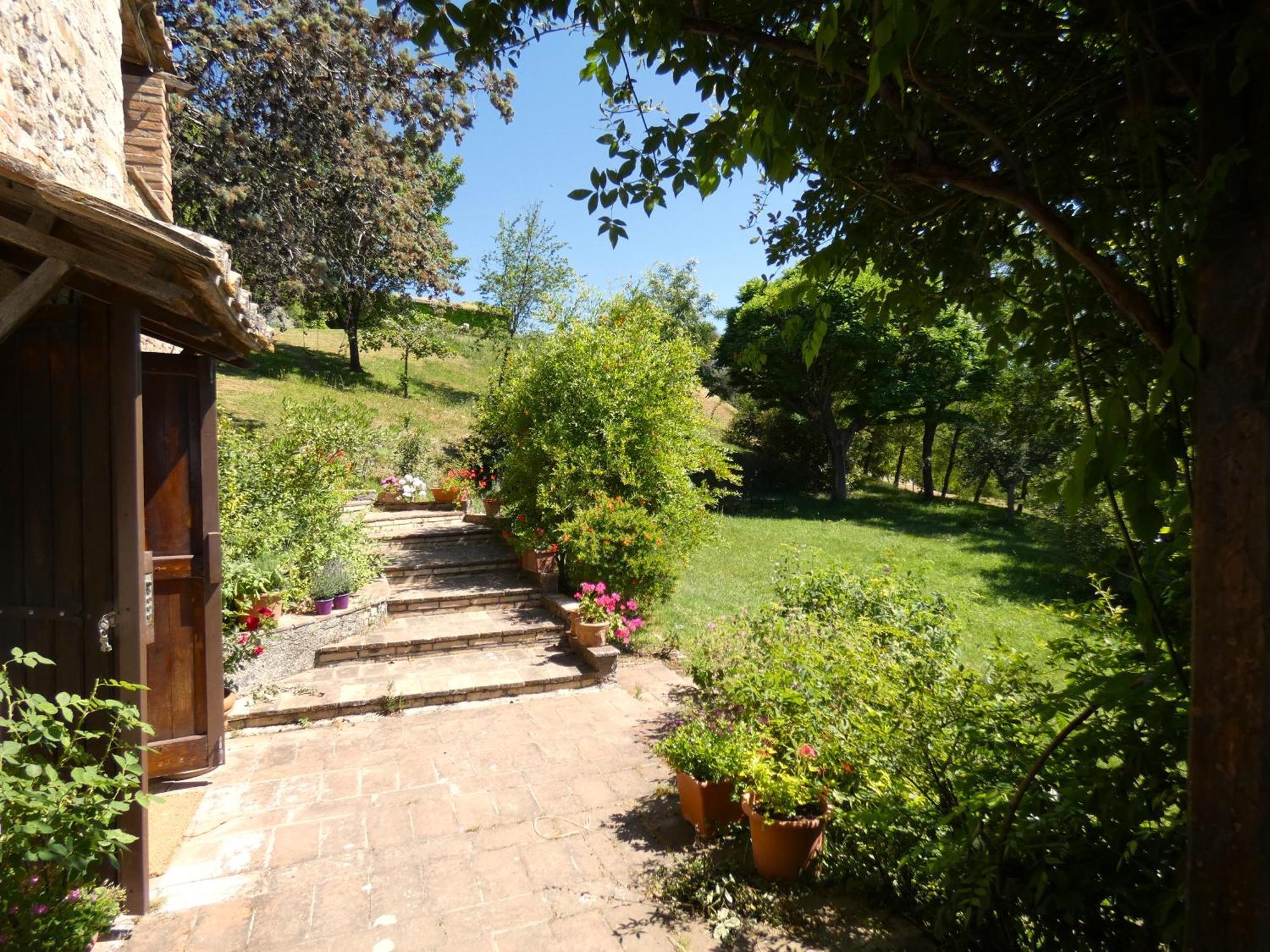 Scappo In Umbria, Il Fienile Villa Fornole Екстериор снимка